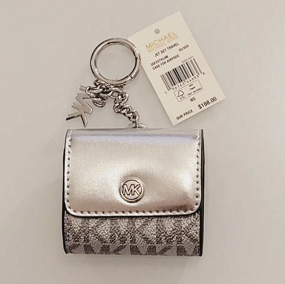 NWT Michael Kors MK Jet Set Travel Airpod Earpod Case Coinpurse Keychain Silver - Picture 6 of 8